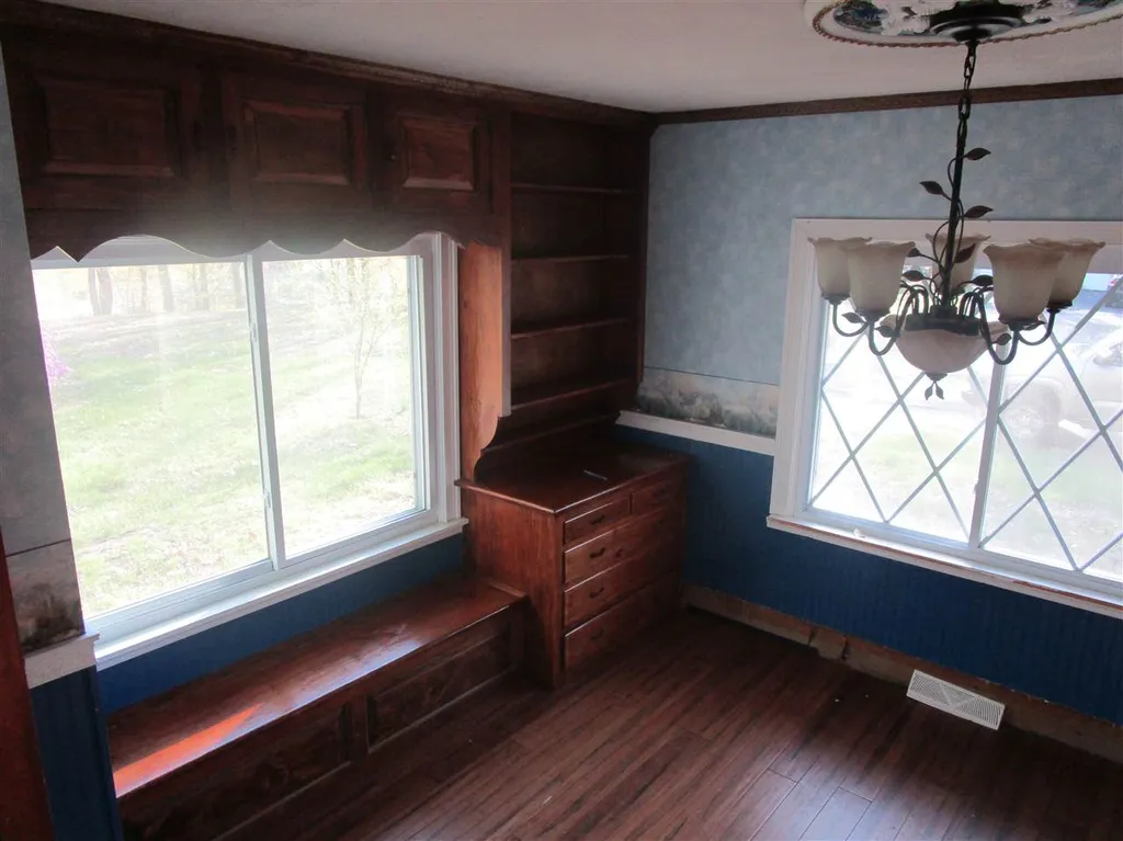 16 Royal Street Springfield VT 05156