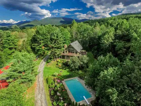 151 North Hill Road Stowe VT 05672