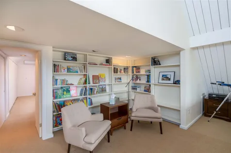 151 North Hill Road Stowe VT 05672