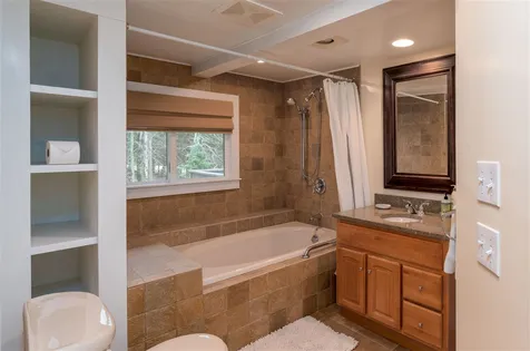 151 North Hill Road Stowe VT 05672