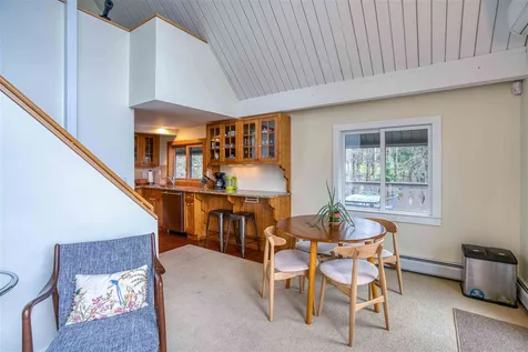 151 North Hill Road Stowe VT 05672