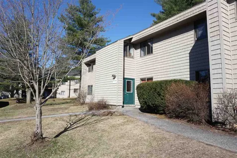 37 Hawthorne Circle South Burlington VT 05403