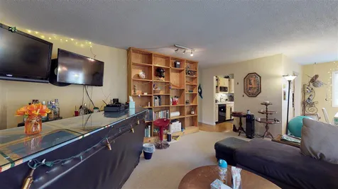 37 Hawthorne Circle South Burlington VT 05403