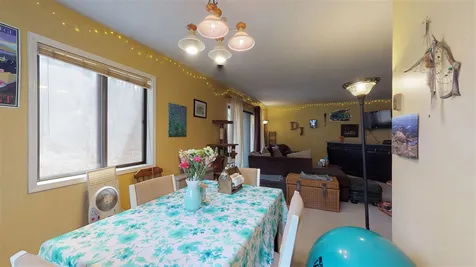 37 Hawthorne Circle South Burlington VT 05403
