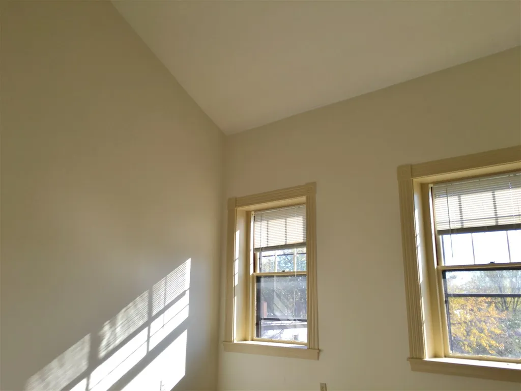 521 Pine Street Manchester NH 03104