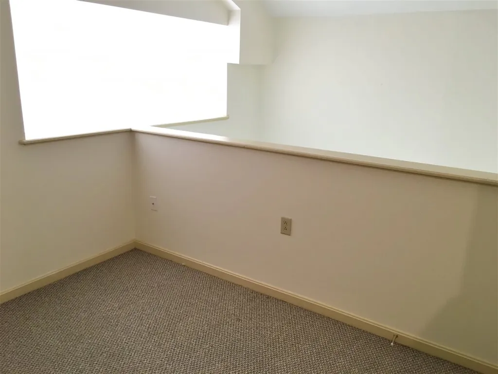 521 Pine Street Manchester NH 03104