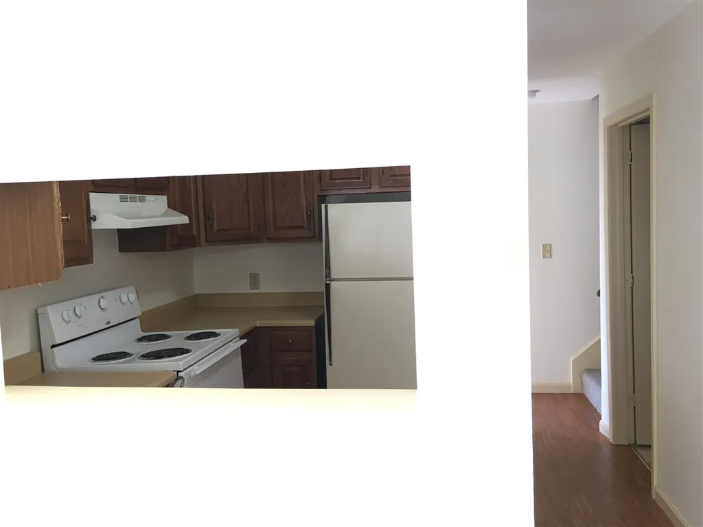 521 Pine Street Manchester NH 03104