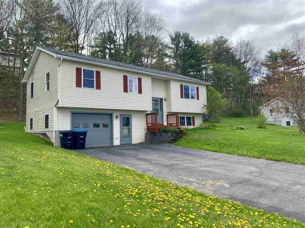 16 Thomas Circle Vergennes VT 05491