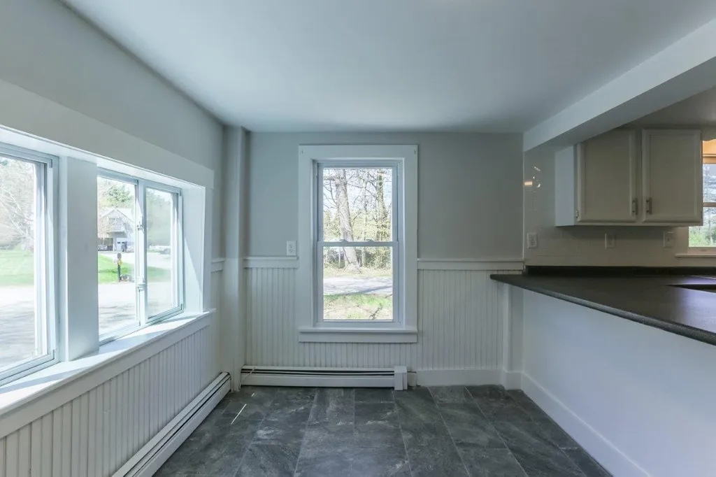 8 Howe Road Rollinsford NH 03869