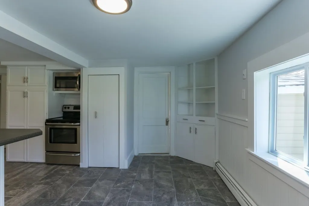 8 Howe Road Rollinsford NH 03869