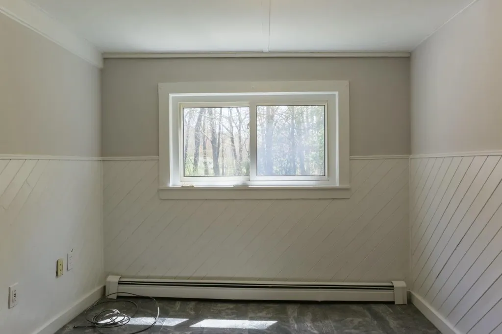 8 Howe Road Rollinsford NH 03869