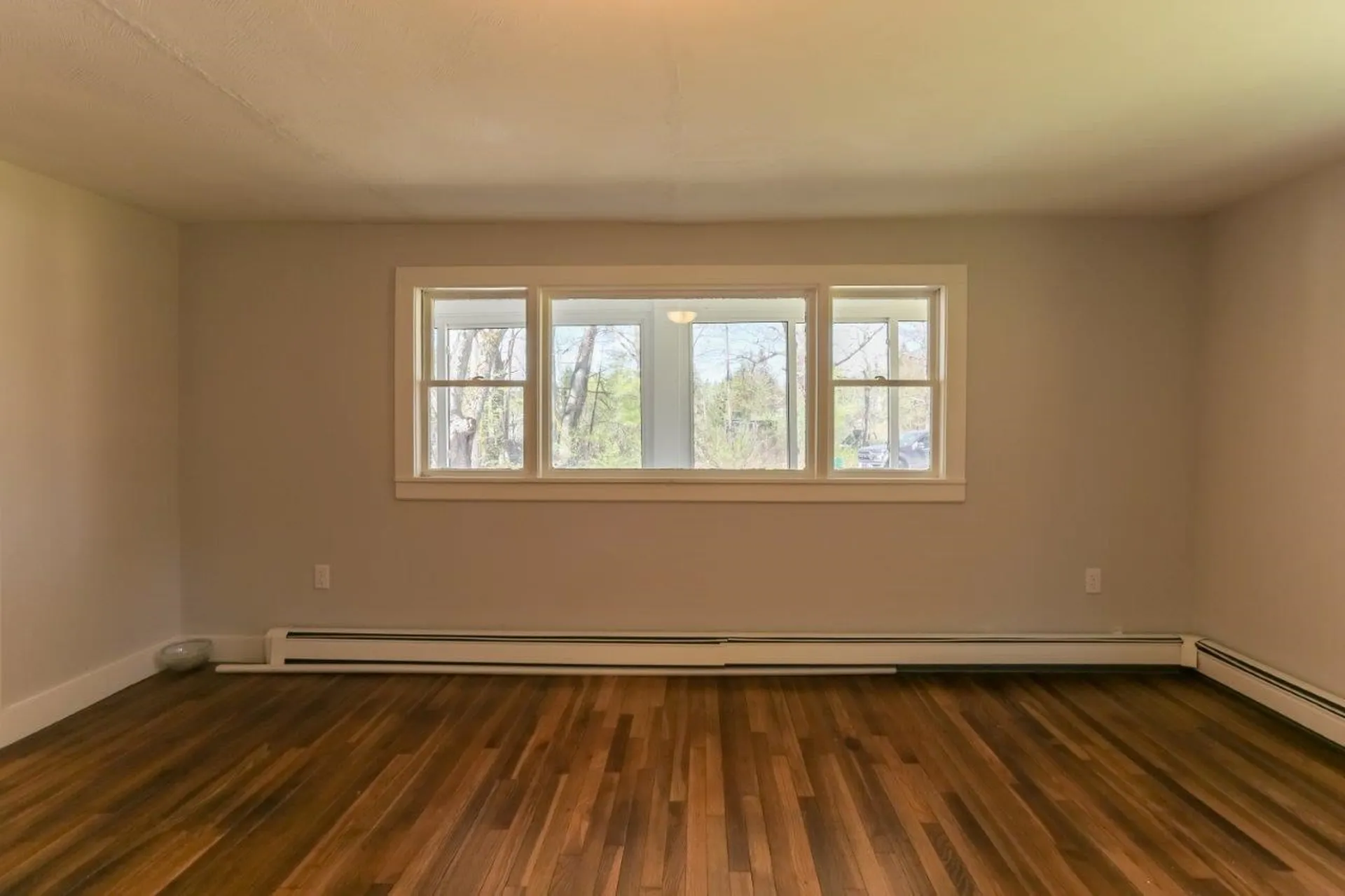 8 Howe Road Rollinsford NH 03869