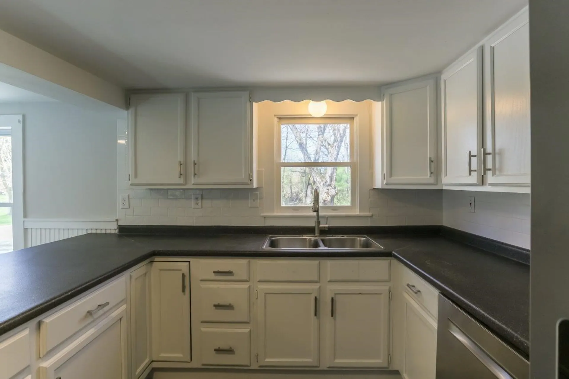 8 Howe Road Rollinsford NH 03869