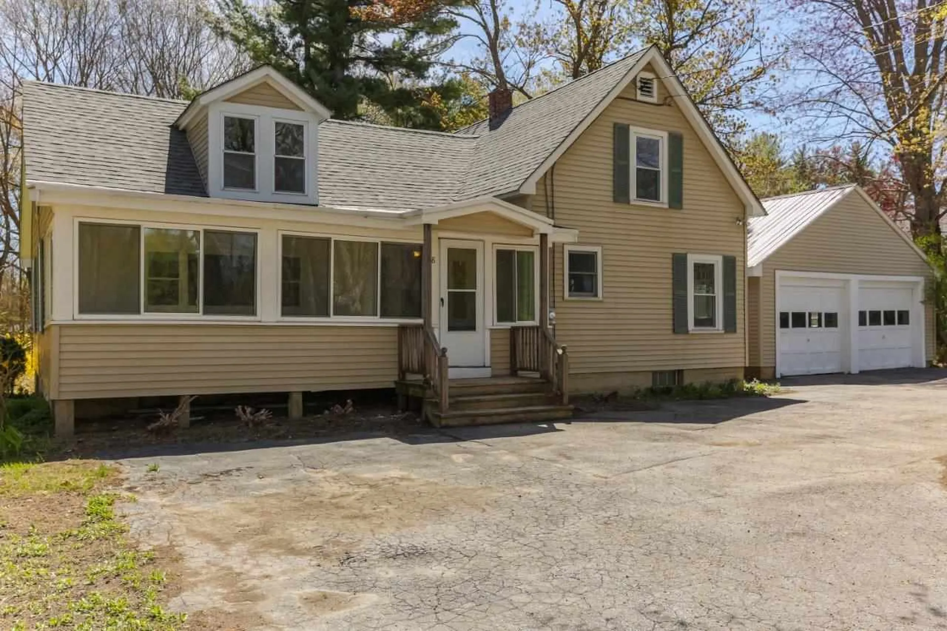 8 Howe Road Rollinsford NH 03869