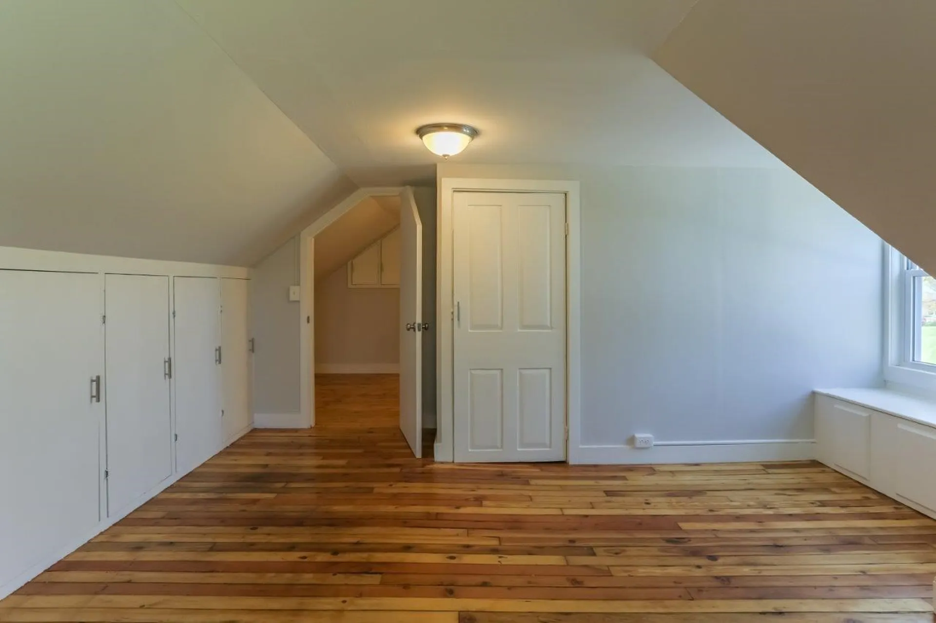 8 Howe Road Rollinsford NH 03869