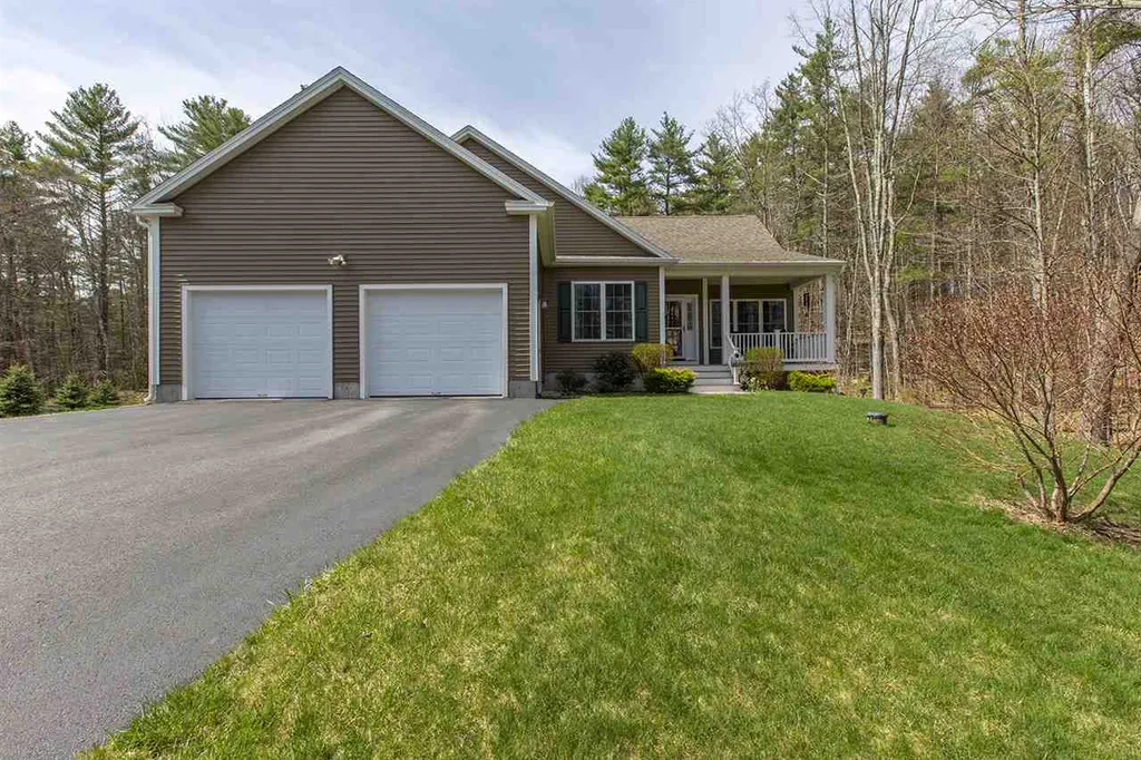 38 Morgan Drive Epping NH 03042
