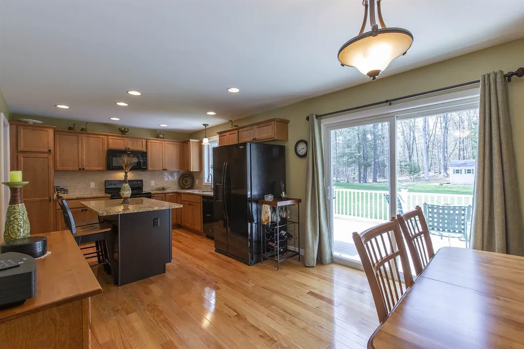 38 Morgan Drive Epping NH 03042