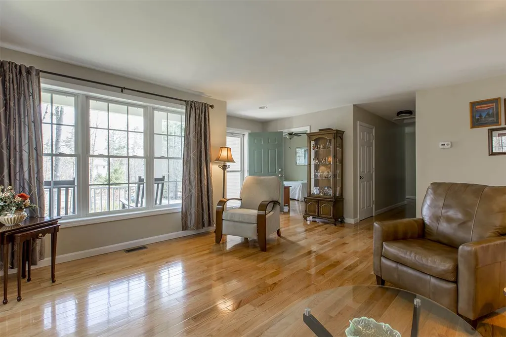 38 Morgan Drive Epping NH 03042
