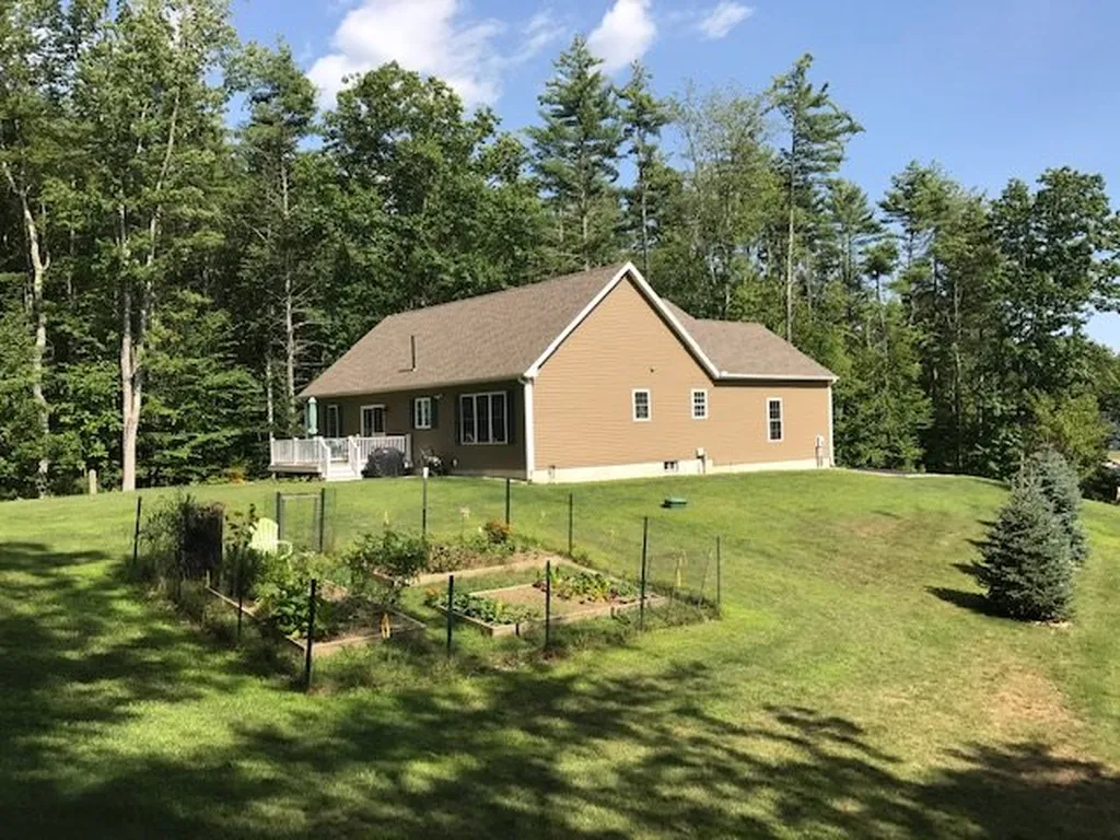 38 Morgan Drive Epping NH 03042