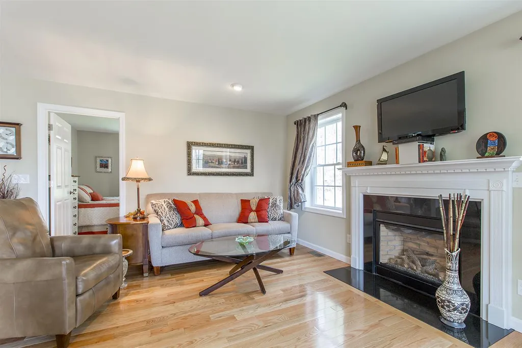 38 Morgan Drive Epping NH 03042