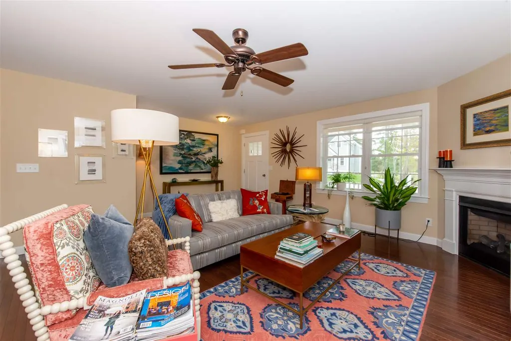 4 Honeycomb Way Newmarket NH 03857