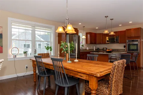 4 Honeycomb Way Newmarket NH 03857