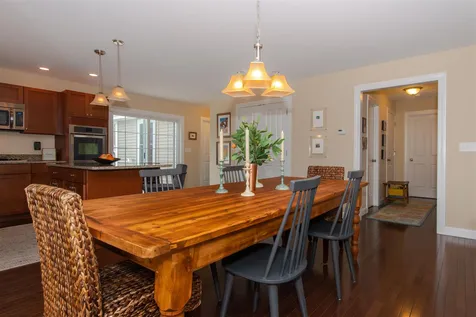 4 Honeycomb Way Newmarket NH 03857