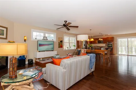 4 Honeycomb Way Newmarket NH 03857