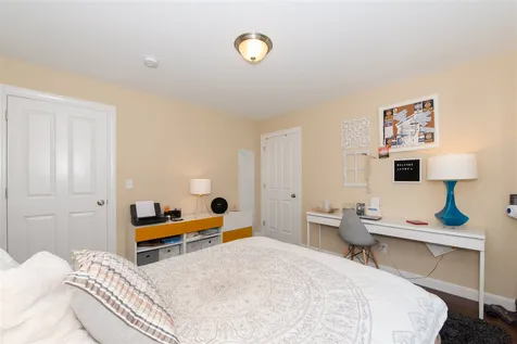4 Honeycomb Way Newmarket NH 03857