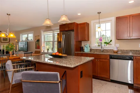 4 Honeycomb Way Newmarket NH 03857