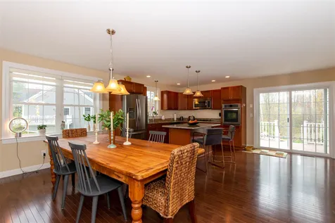 4 Honeycomb Way Newmarket NH 03857