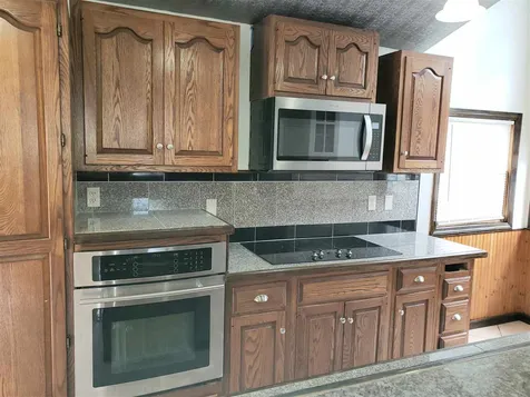 43 Cross Street Nashua NH 03064