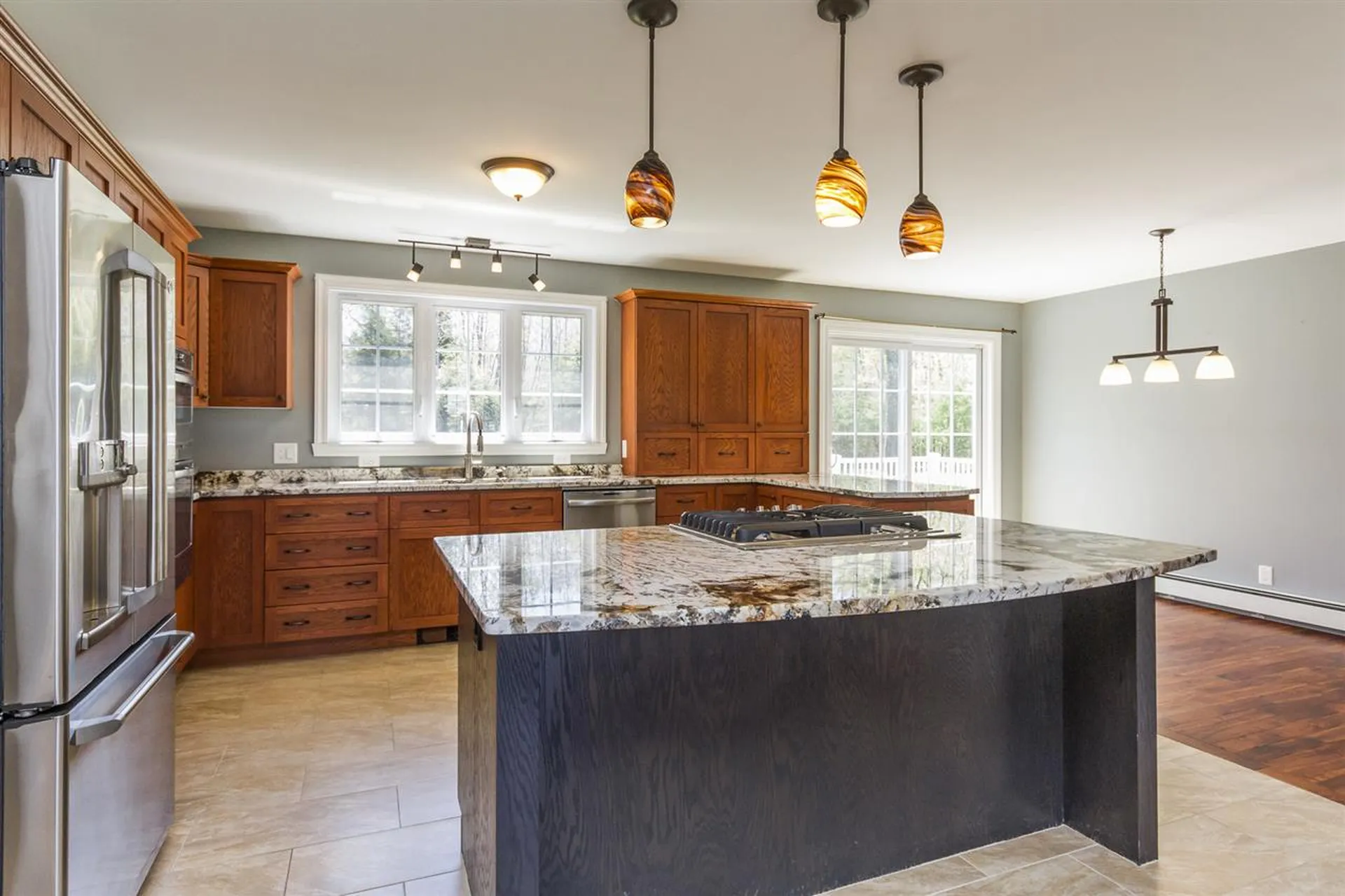 39 Glastombury Drive Sandown NH 03873
