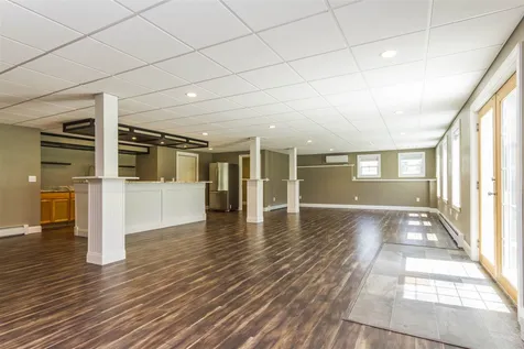 39 Glastombury Drive Sandown NH 03873