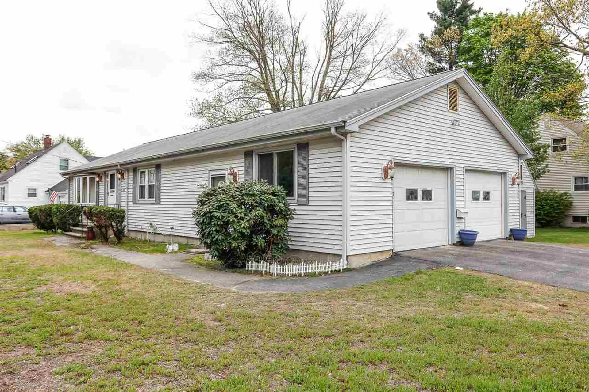286 Lake Street Nashua NH 03060