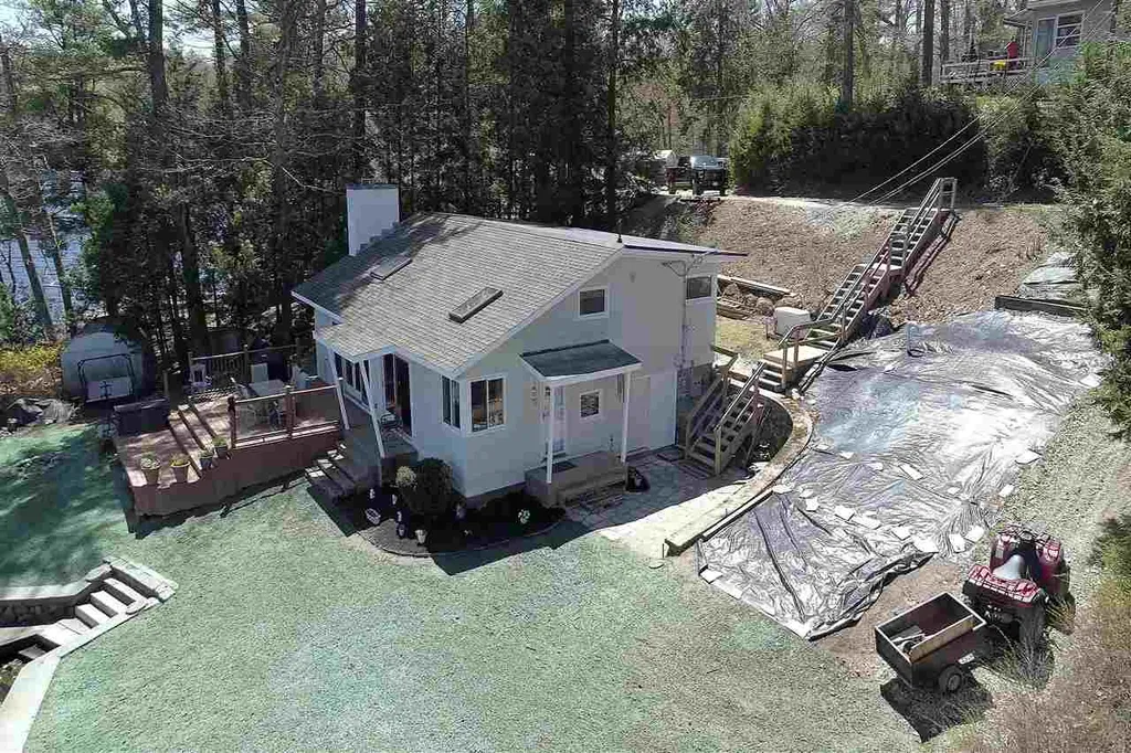 13 Lynn Lane Northwood NH 03261