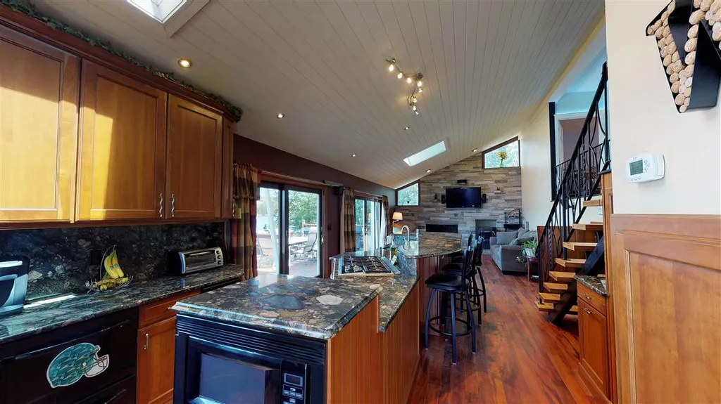 13 Lynn Lane Northwood NH 03261