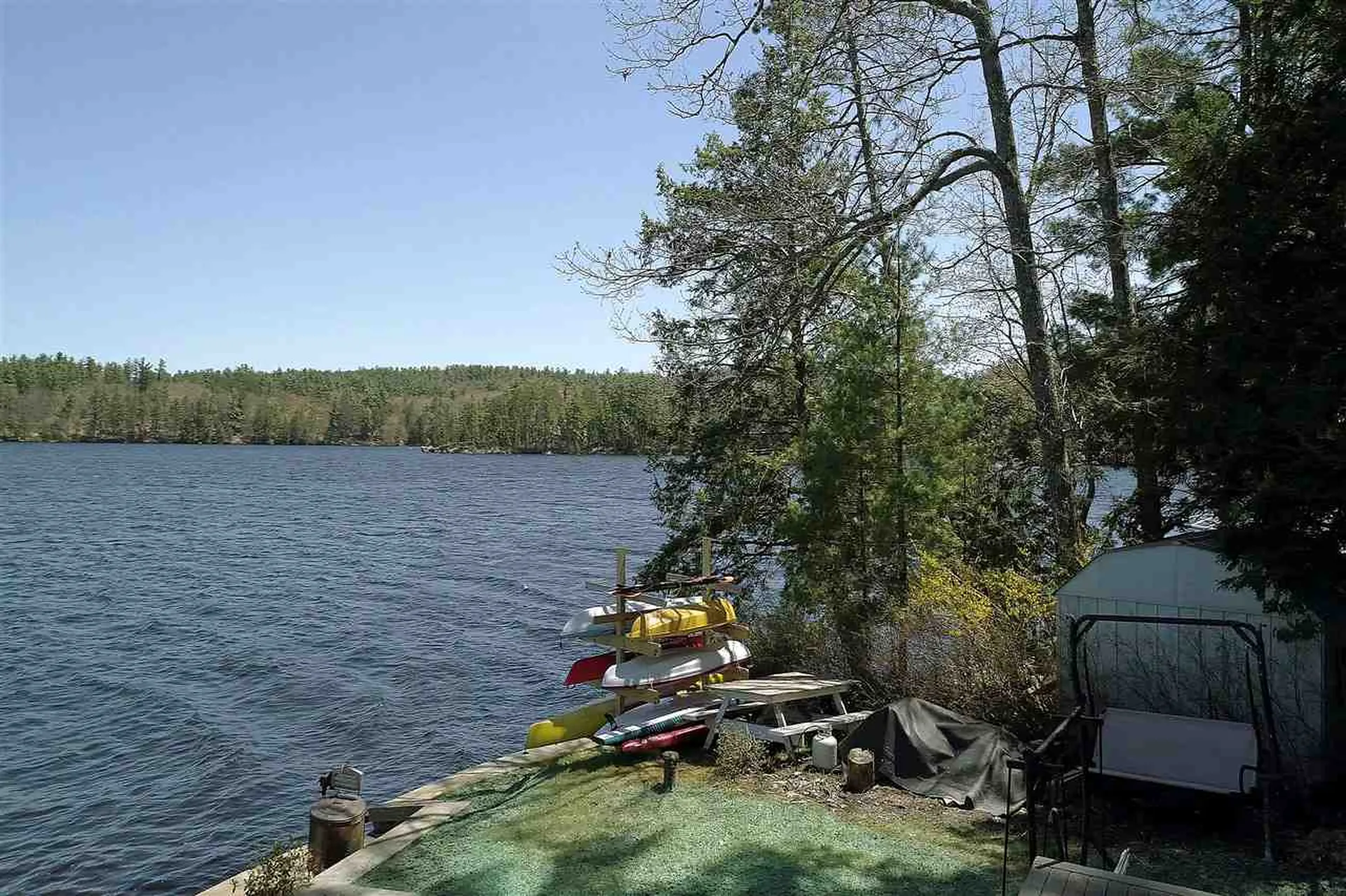 13 Lynn Lane Northwood NH 03261