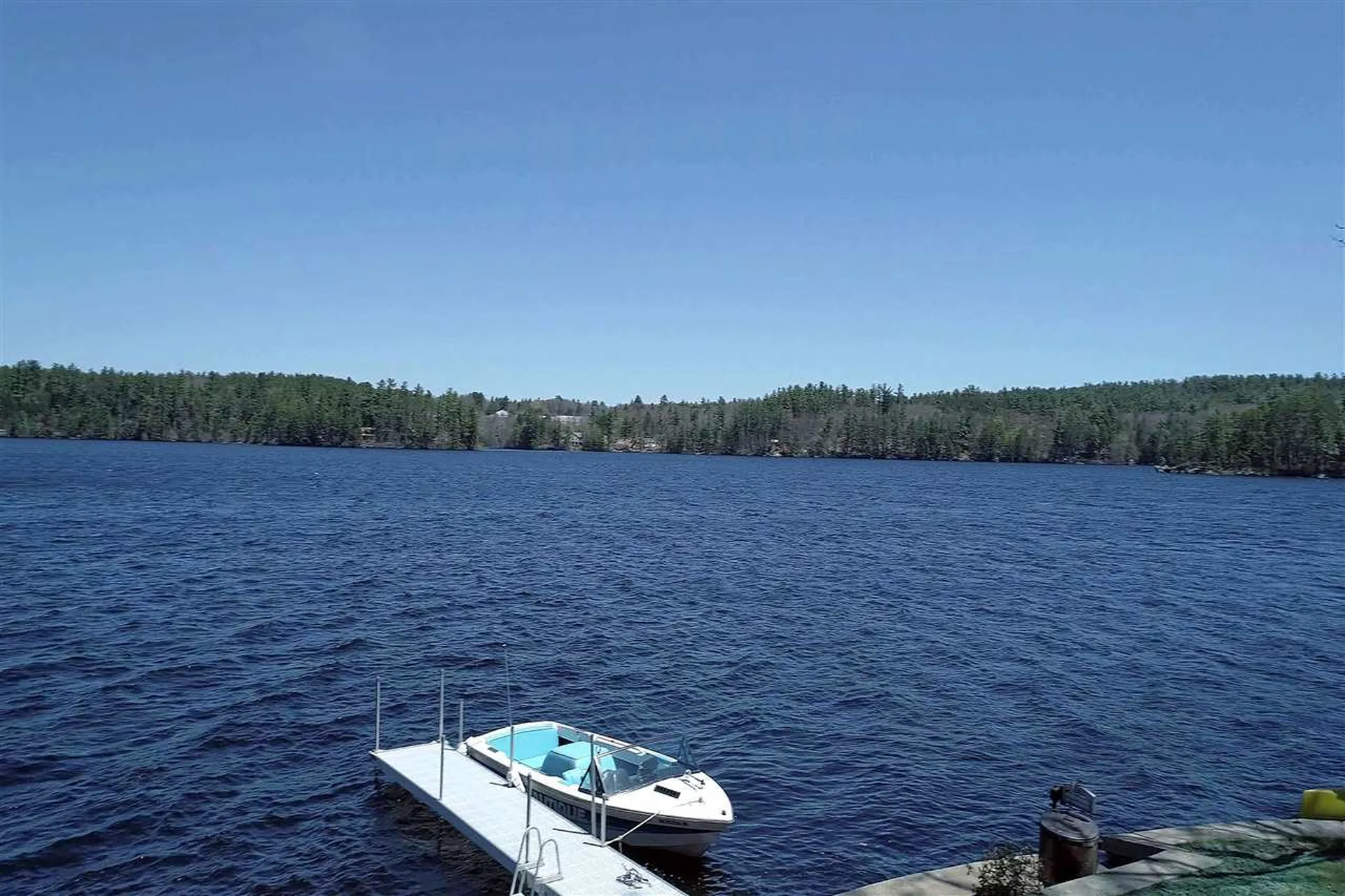 13 Lynn Lane Northwood NH 03261