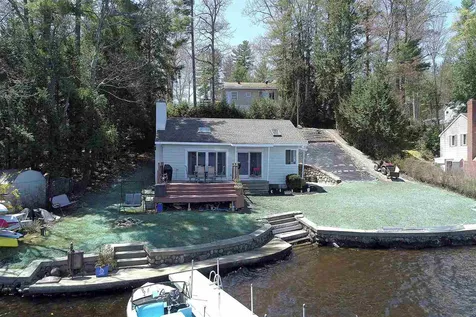 13 Lynn Lane Northwood NH 03261