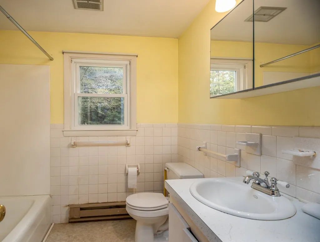 12 Watson Drive Rochester NH 03867