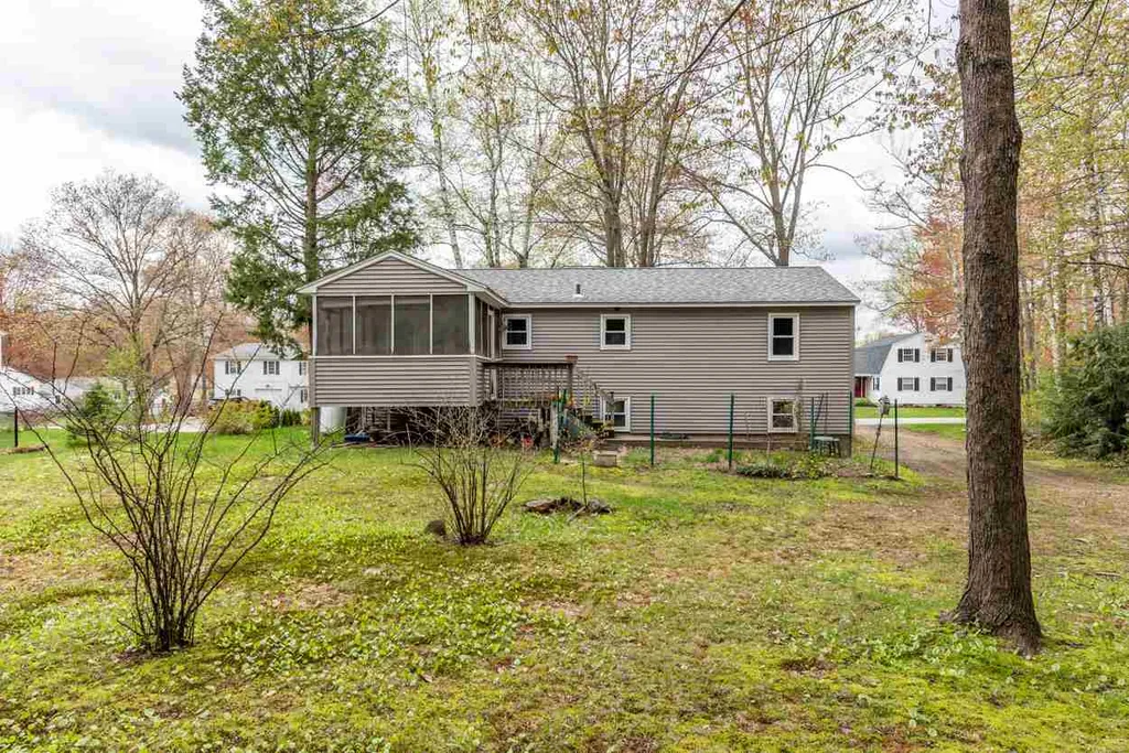 12 Watson Drive Rochester NH 03867
