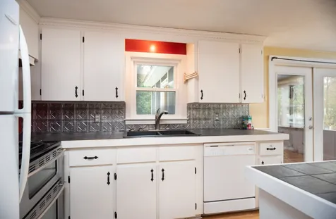 12 Watson Drive Rochester NH 03867