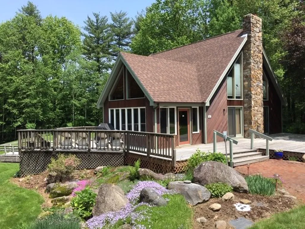 161 Waukewan Street Meredith NH 03253
