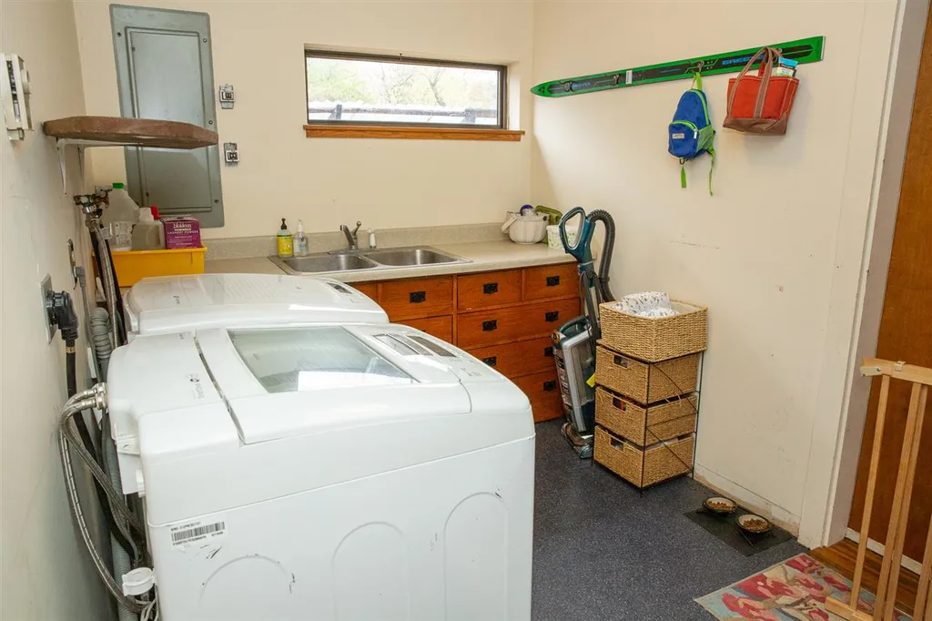 17 Starbird Road Jericho VT 05465