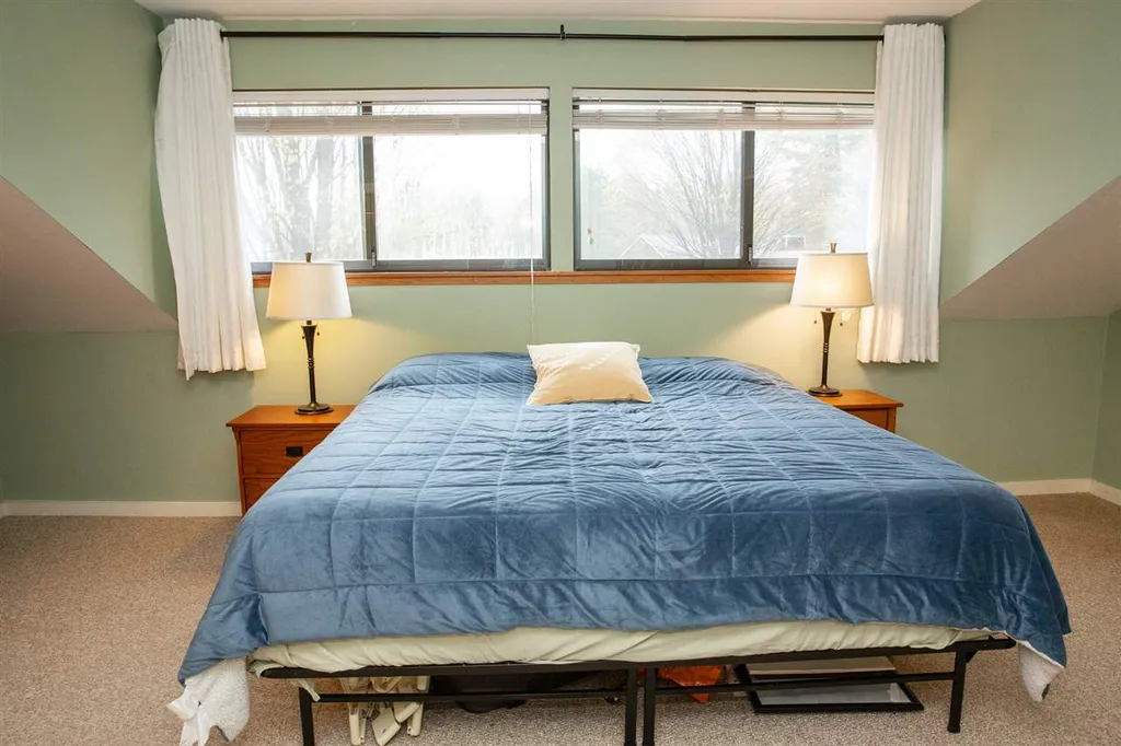 17 Starbird Road Jericho VT 05465