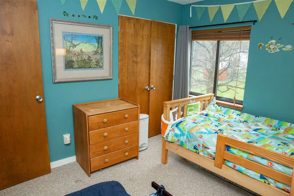 17 Starbird Road Jericho VT 05465