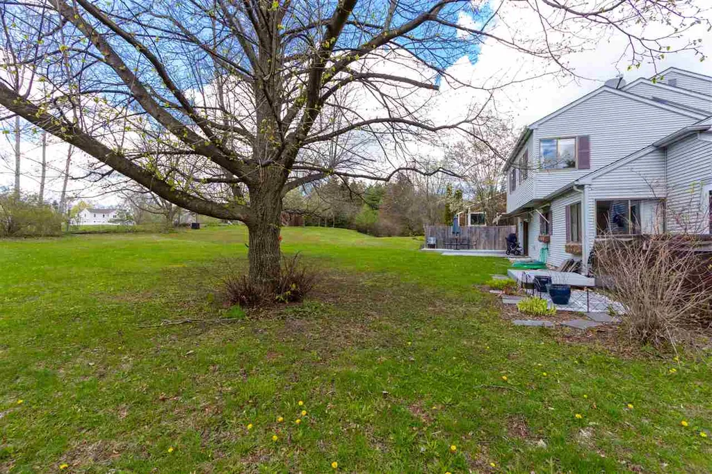 17 Starbird Road Jericho VT 05465