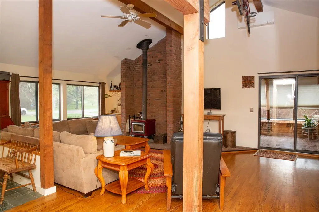 17 Starbird Road Jericho VT 05465