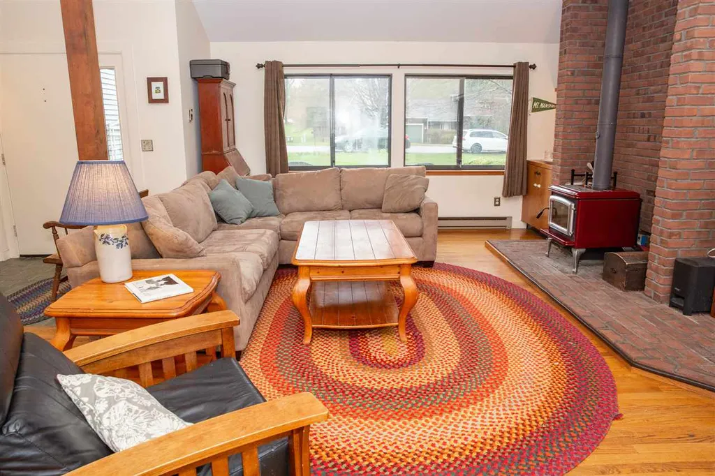 17 Starbird Road Jericho VT 05465